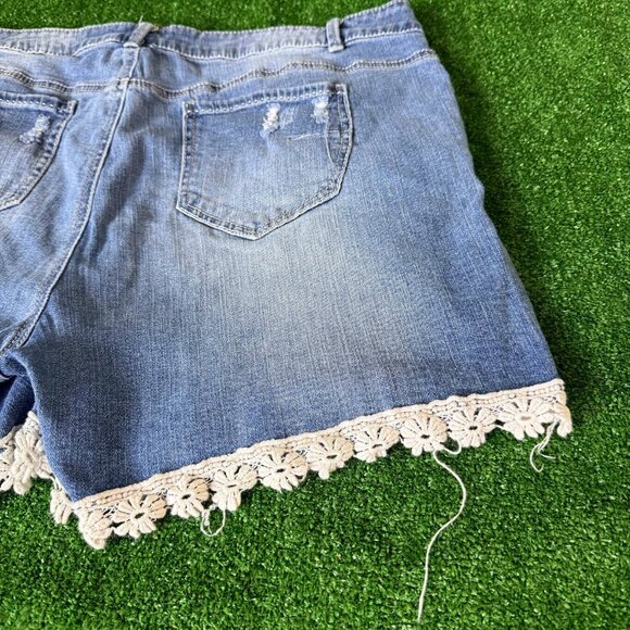 Faded Glory Lace Trim High Rise Distressed Denim Jeans Shorts Plus Size 24W - Picture 11 of 14